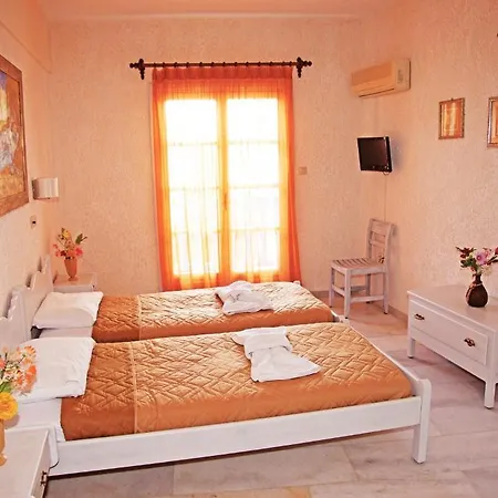 St.george Valsamitis מלון