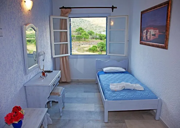 Ξενοδοχείο αγιος γεώργιος βαλσαμίτης 2*